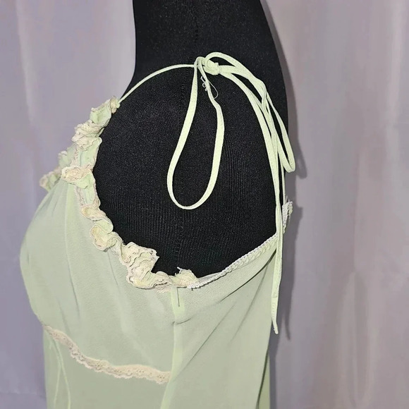 Sheer Lime Green Lingerie Ruffle Hem/ Bust SZ M by‎ Delicates Romantic,Fairycore - Picture 6 of 15